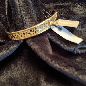 Bracelet 9”